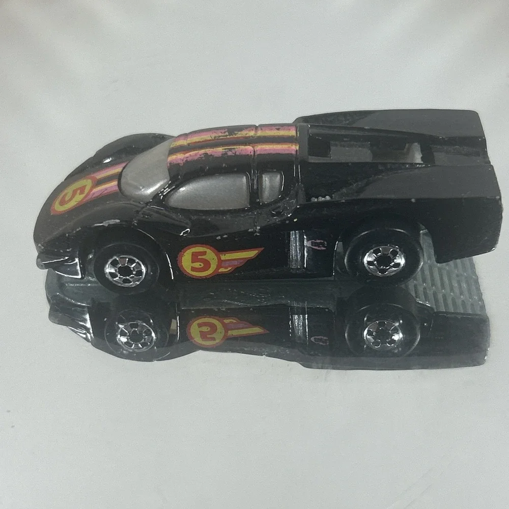 Vintage 1996 Hot Wheels  race car  Orange‎ Stripe Number 5#, 1:64th scale